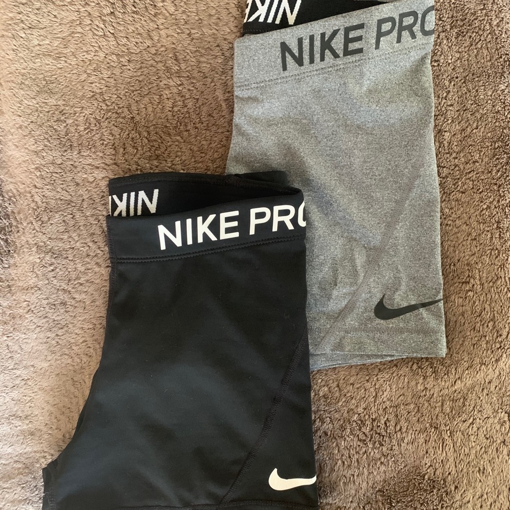 NIKE PRO 3” shorts